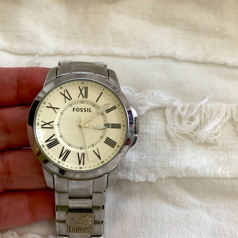 Fossil Men’s or Women’s watch
